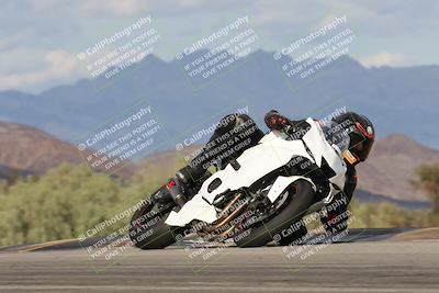 media/Nov-16-2025-Race Pace (Sun) [[8c5fa54630]]/Non Verified Riders (1st 20 Minutes)/7-Turn 9 Entry (210pm)/